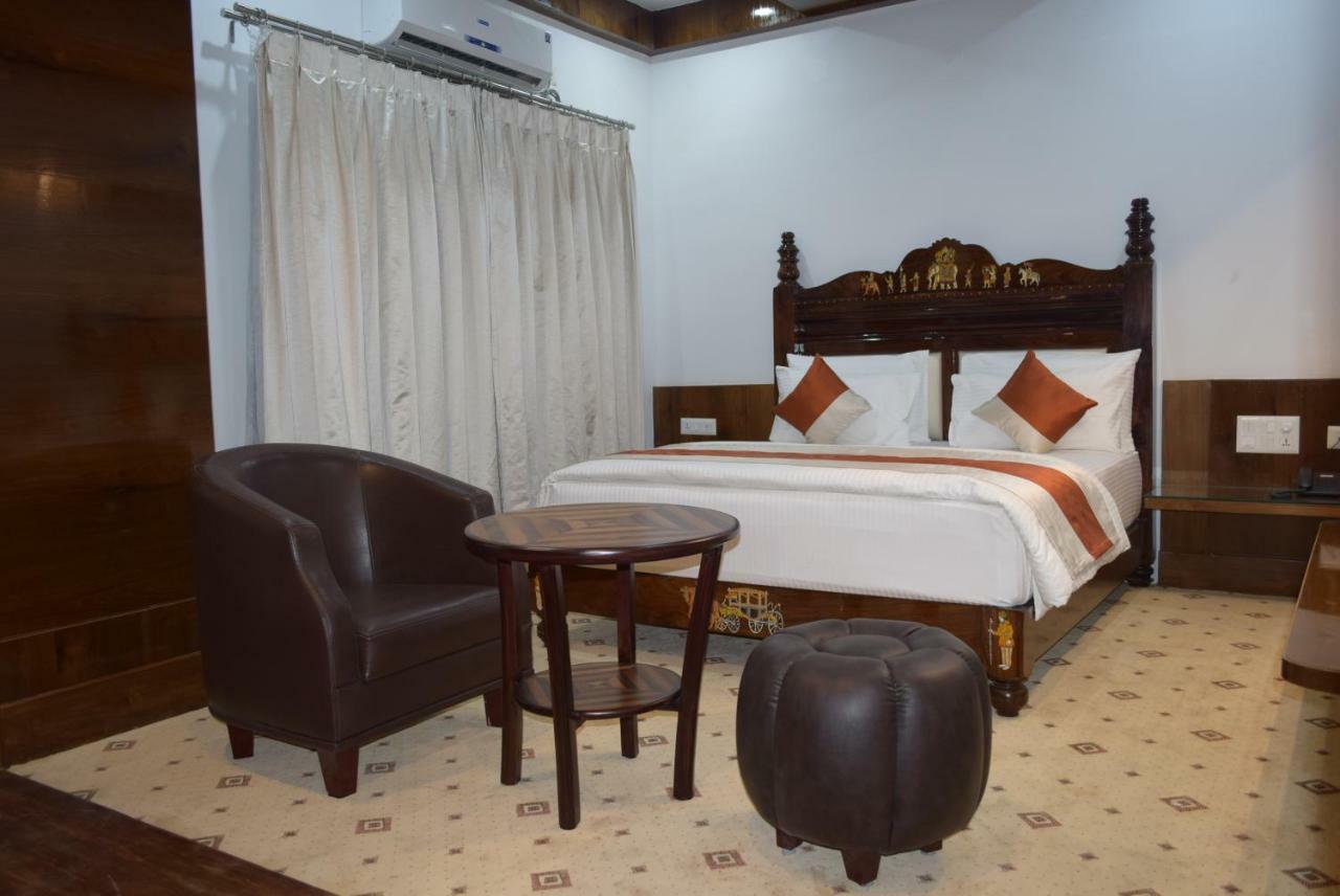 Hotel Lok Sagar Mysore Eksteriør bilde
